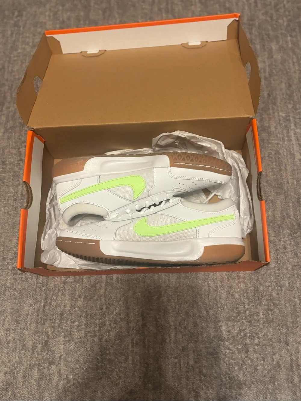 Nike womens W Nike Zoom Court Lite 3 RUNNING SHOES Women’s 8.5 NWB